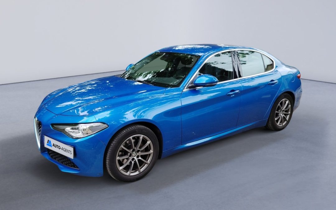 Alfa Romeo Giulia 2.2 JTD AT8 136 cv Boîte auto Super
